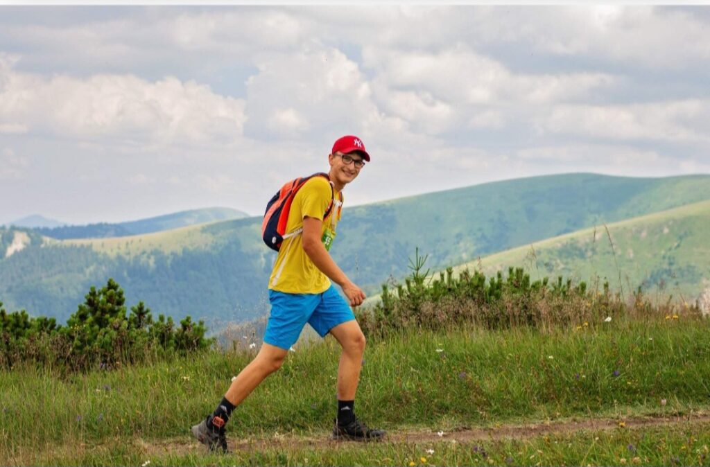 Ultramaratón Turiec a v pozadí hrebeň Veľkej Fatry.